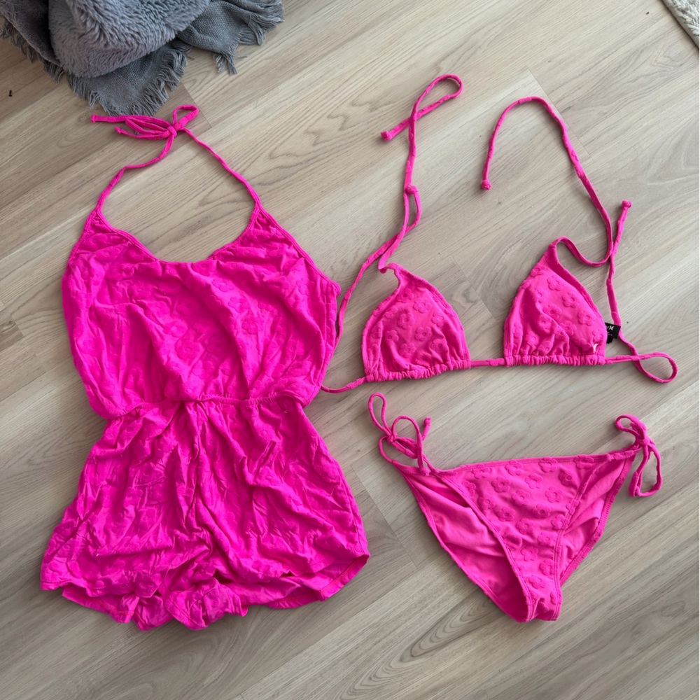 Hurley Hot Pink Three-Piece Bikini Set